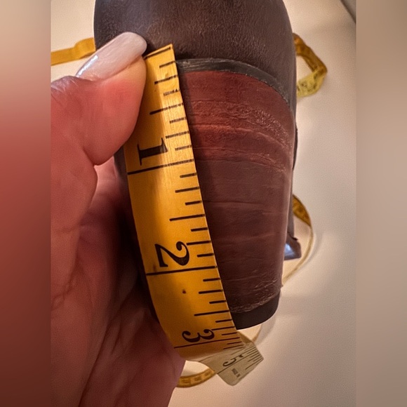 Alcala’s  distressed brown leather boots size 8 1/2. - Picture 14 of 14